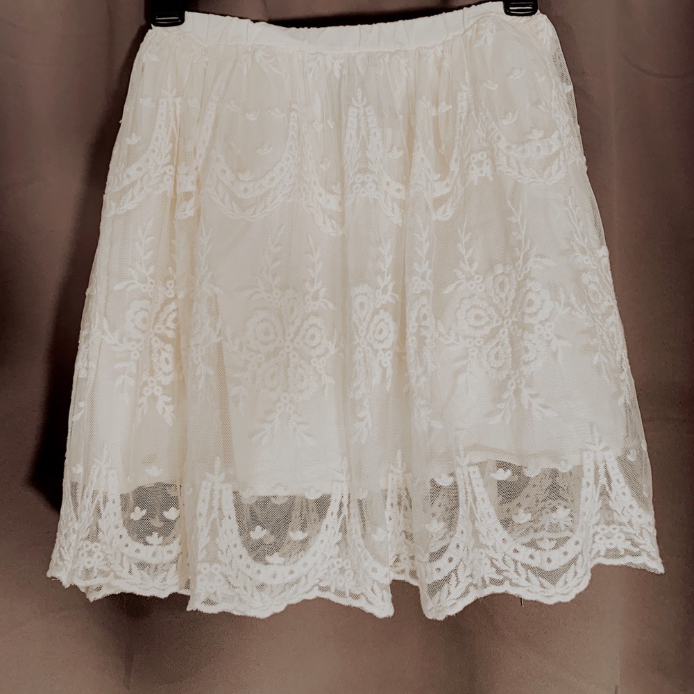 Kids Creme Lace Skirt